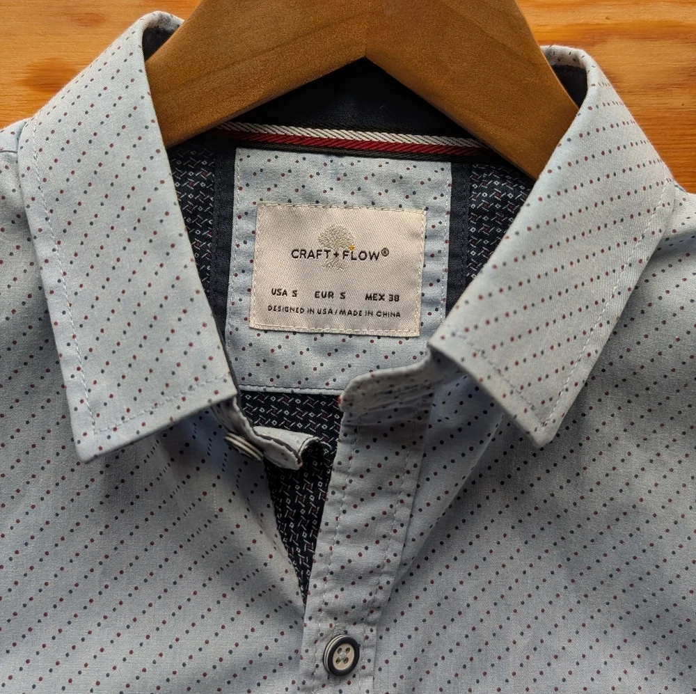 Craft + Flow Men's Dot Print Button Up Long Sleeeve Shirt Light Blue Size Small - Picture 3 of 5
